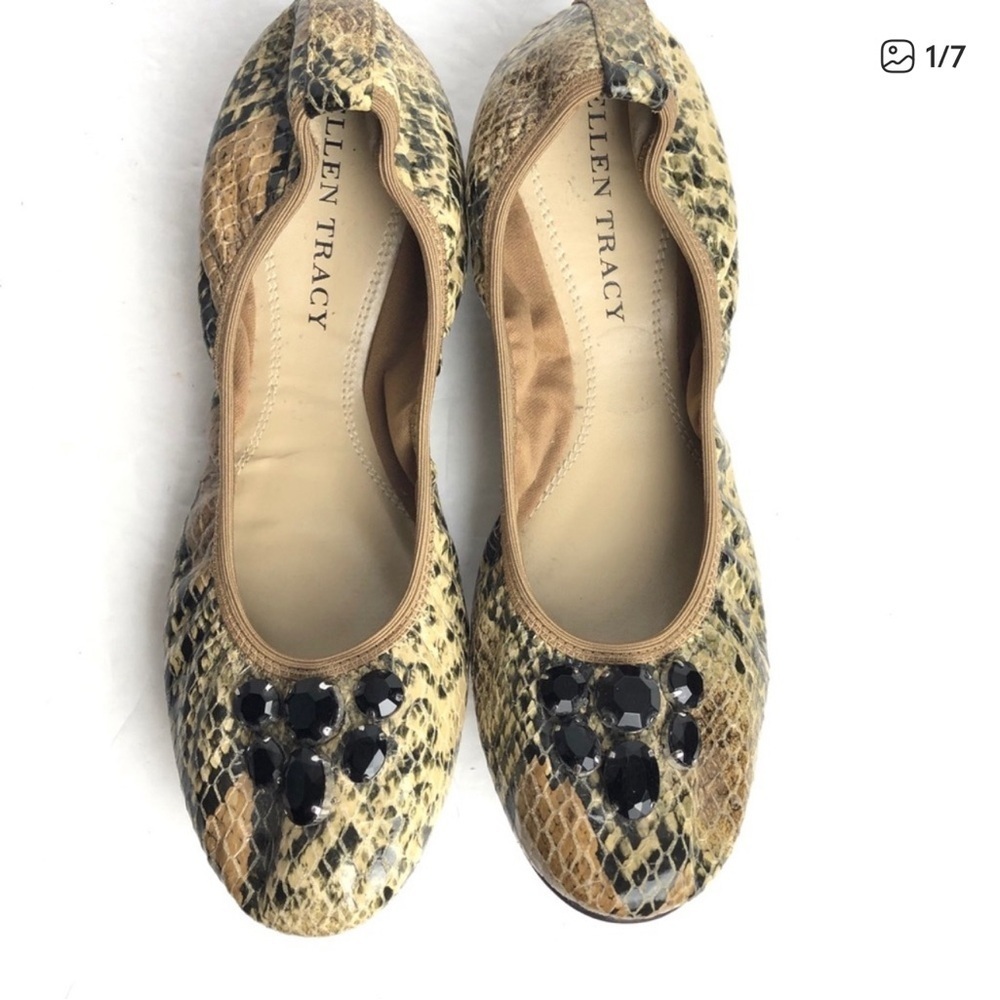 Ellen Tracy Women's Snakeskin Flats with Black Accents